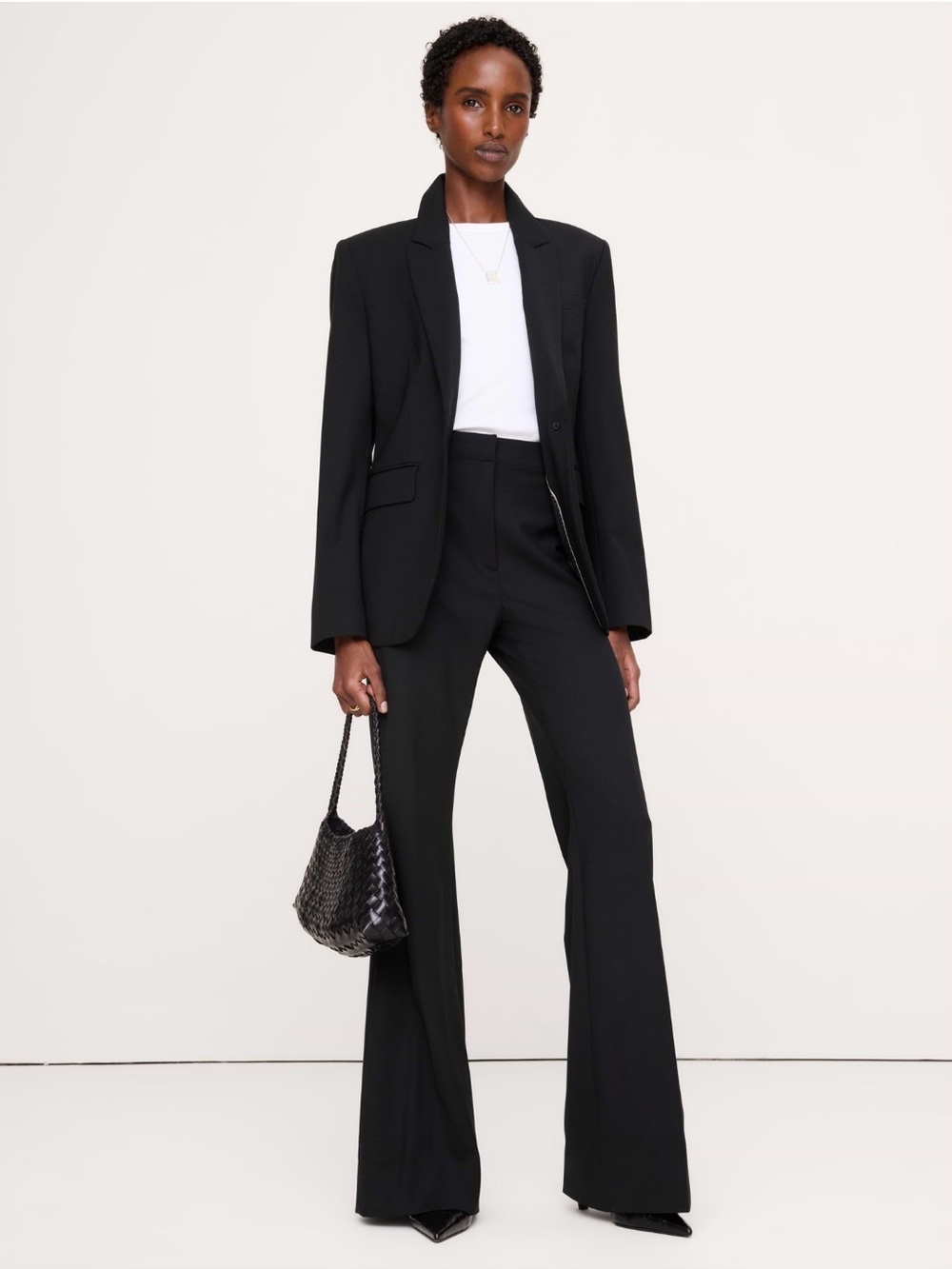 Banana Republic Ultra High Rise Flare Italian Lightweight Wool Size 8 Black
